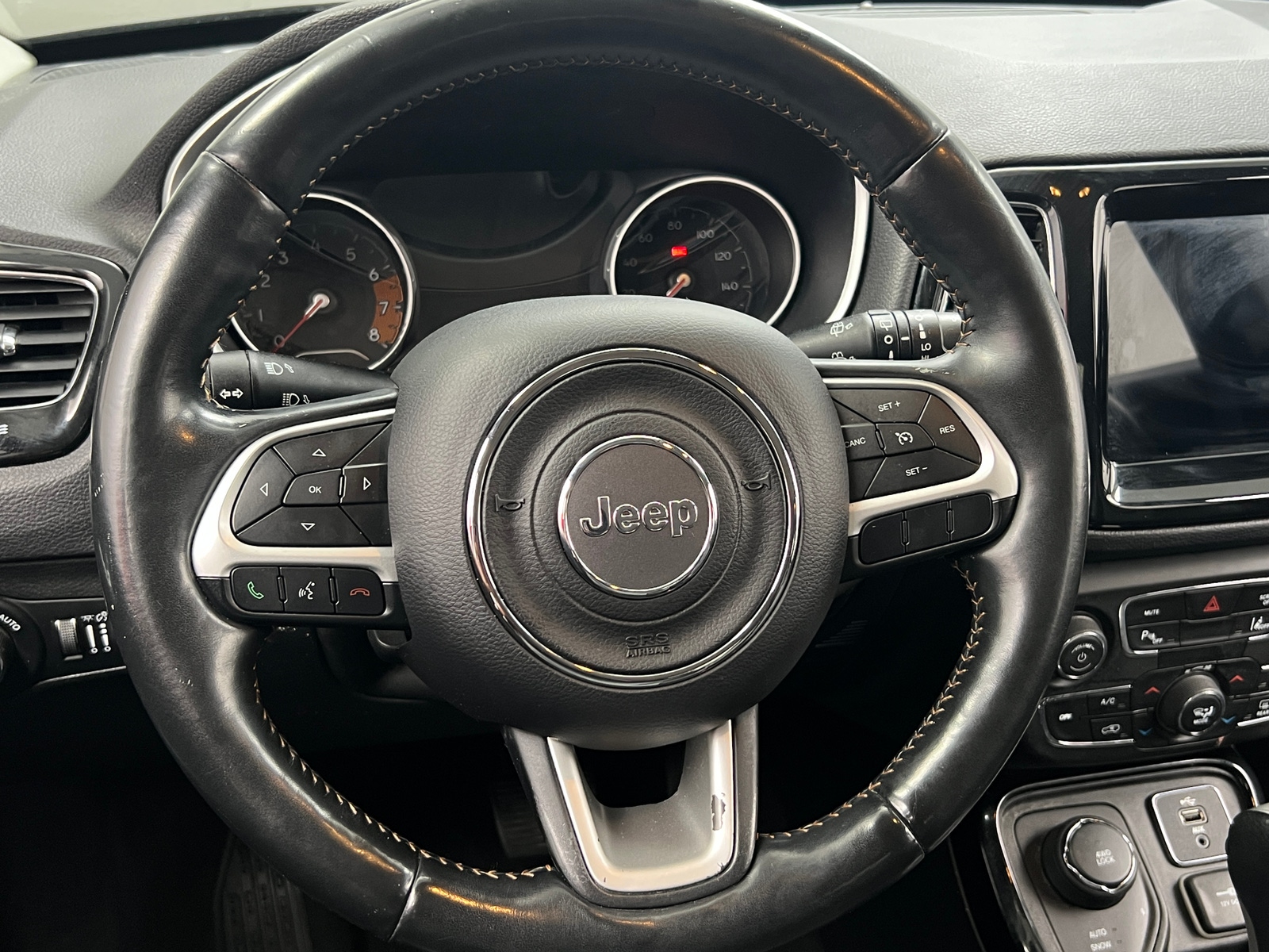 Thumbnail: 2018 Jeep Compass - 4