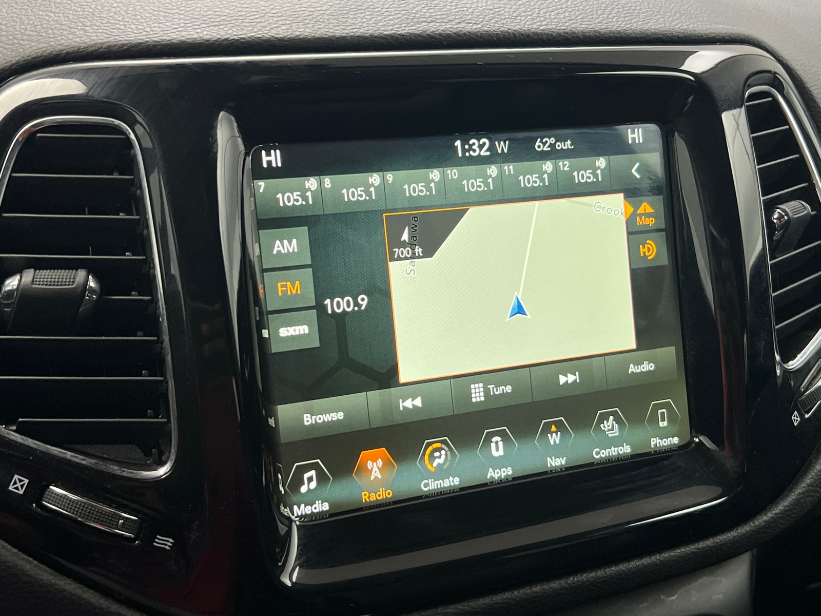 Thumbnail: 2018 Jeep Compass - 3