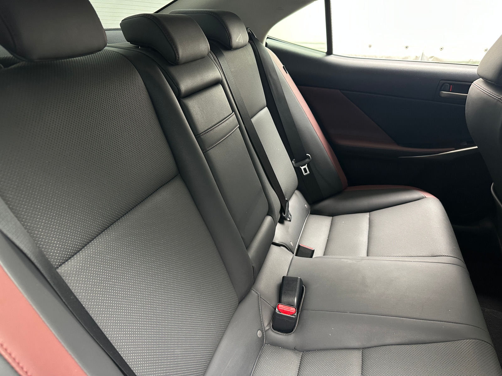 Thumbnail: 2019 Lexus IS - 5