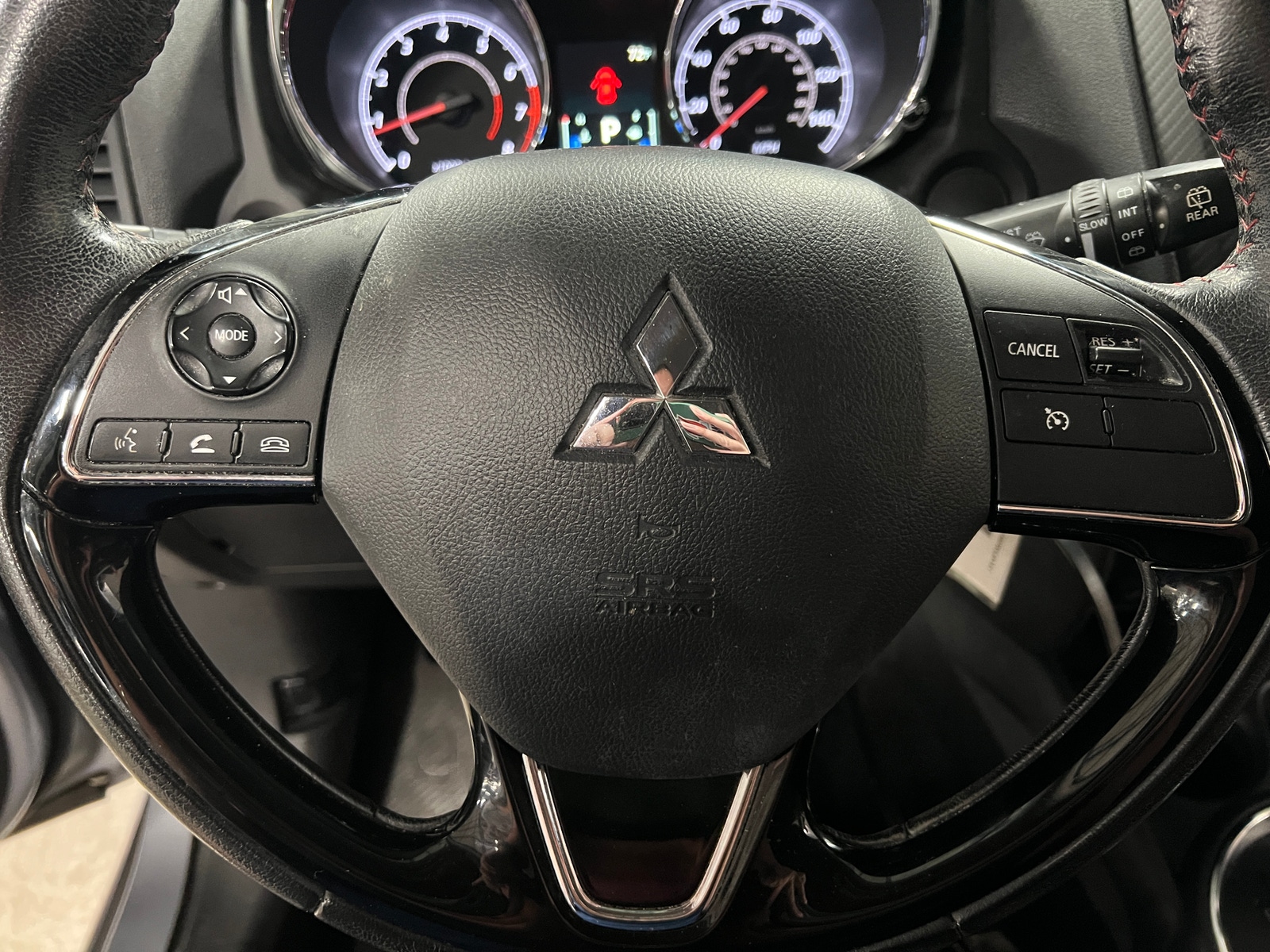 Thumbnail: 2017 Mitsubishi Outlander Sport - 5