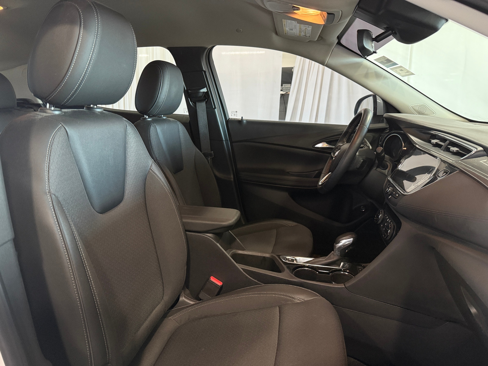 Thumbnail: 2023 Buick Encore GX - 2