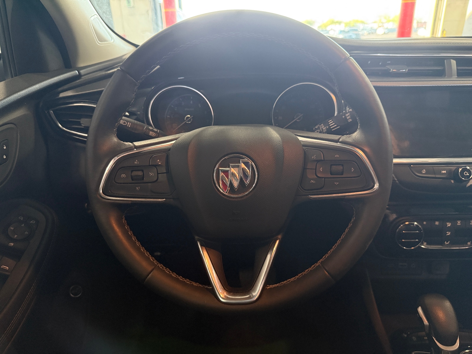 Thumbnail: 2023 Buick Encore GX - 5