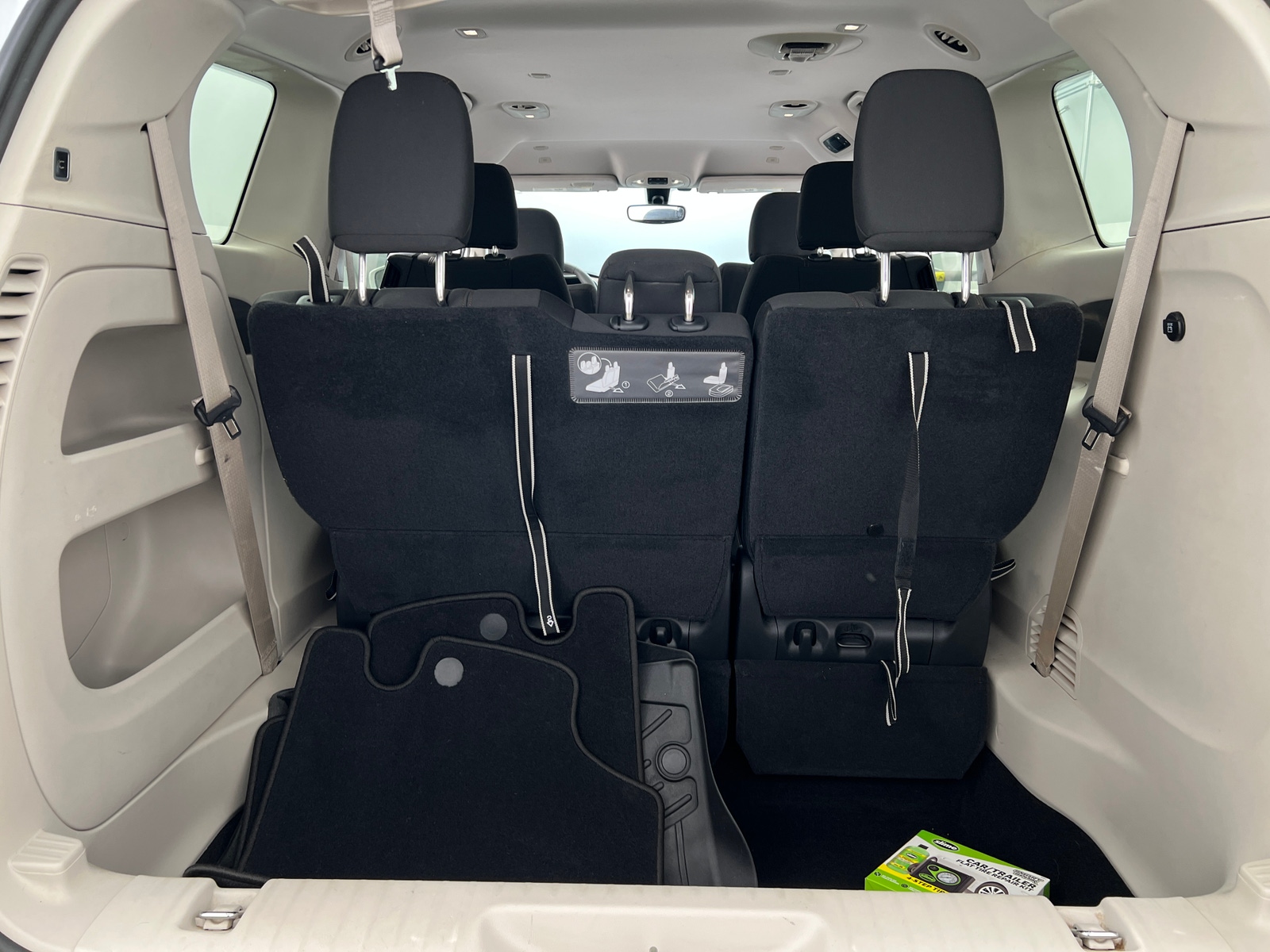 Thumbnail: 2018 Chrysler Pacifica - 7