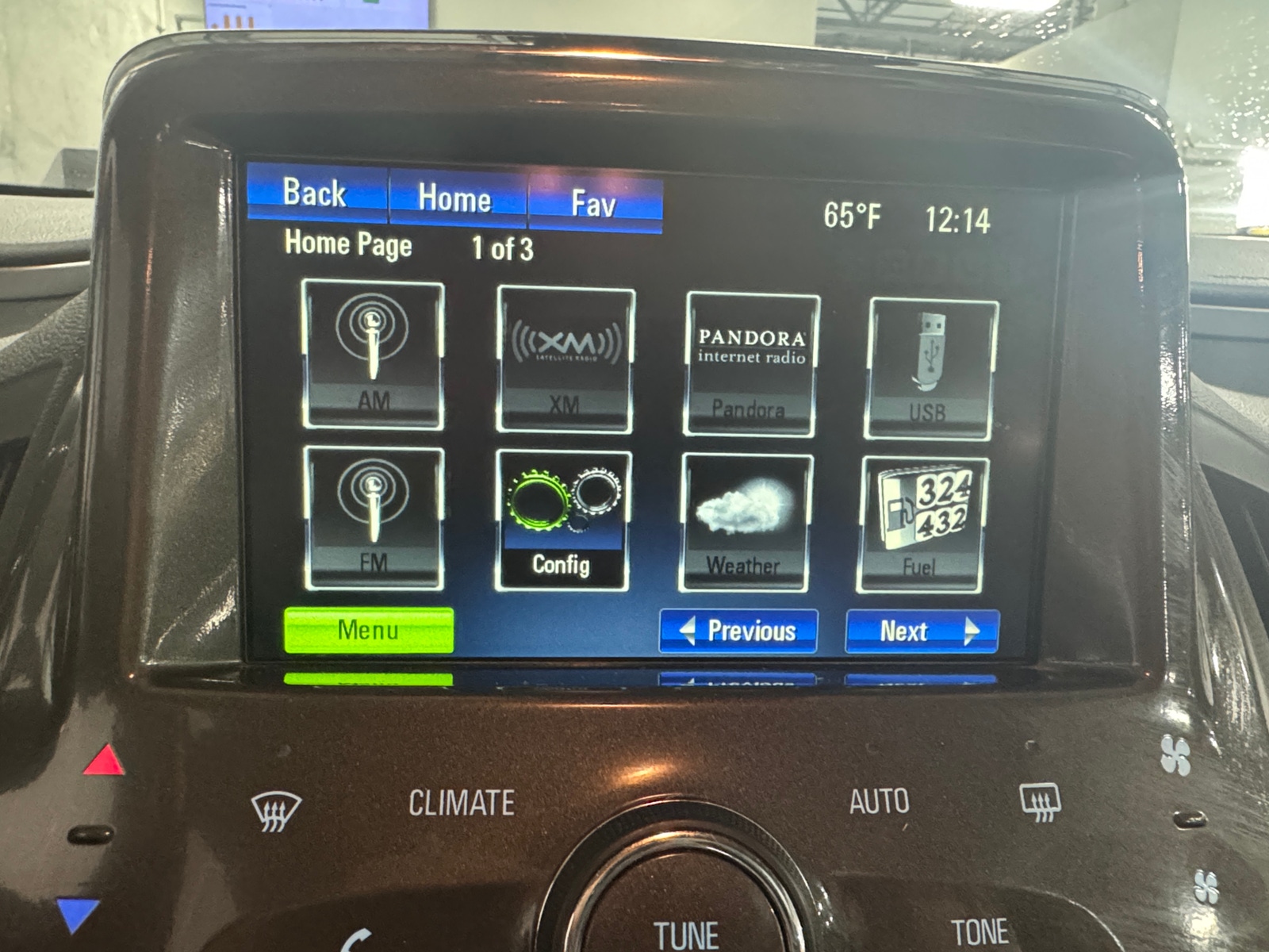 Thumbnail: 2014 Chevrolet Volt - 4