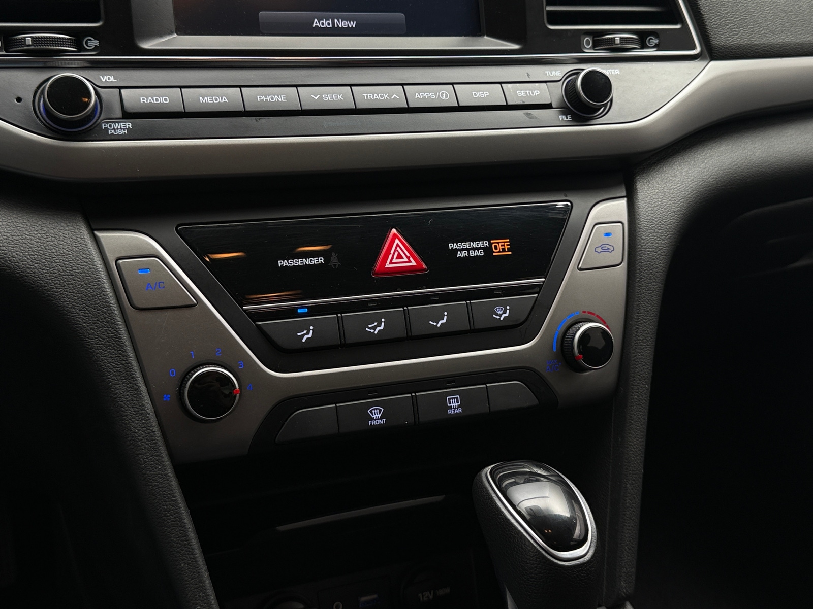 Thumbnail: 2018 Hyundai Elantra - 4