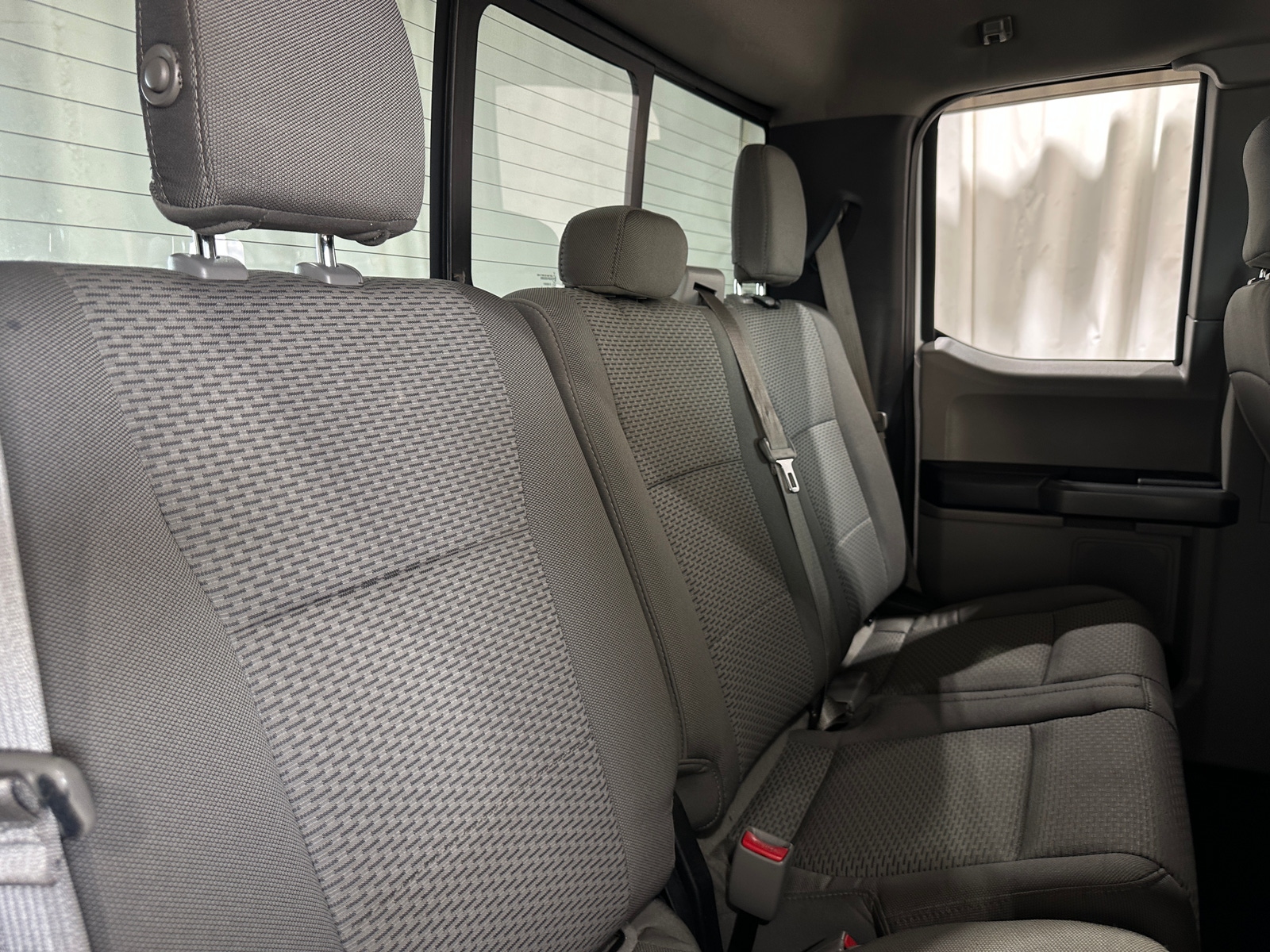 Thumbnail: 2015 Ford Econoline - 6