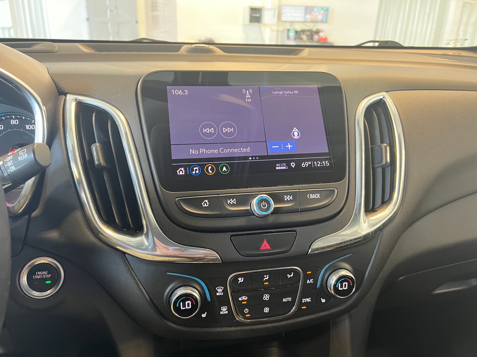 Thumbnail: 2020 Chevrolet Equinox - 4