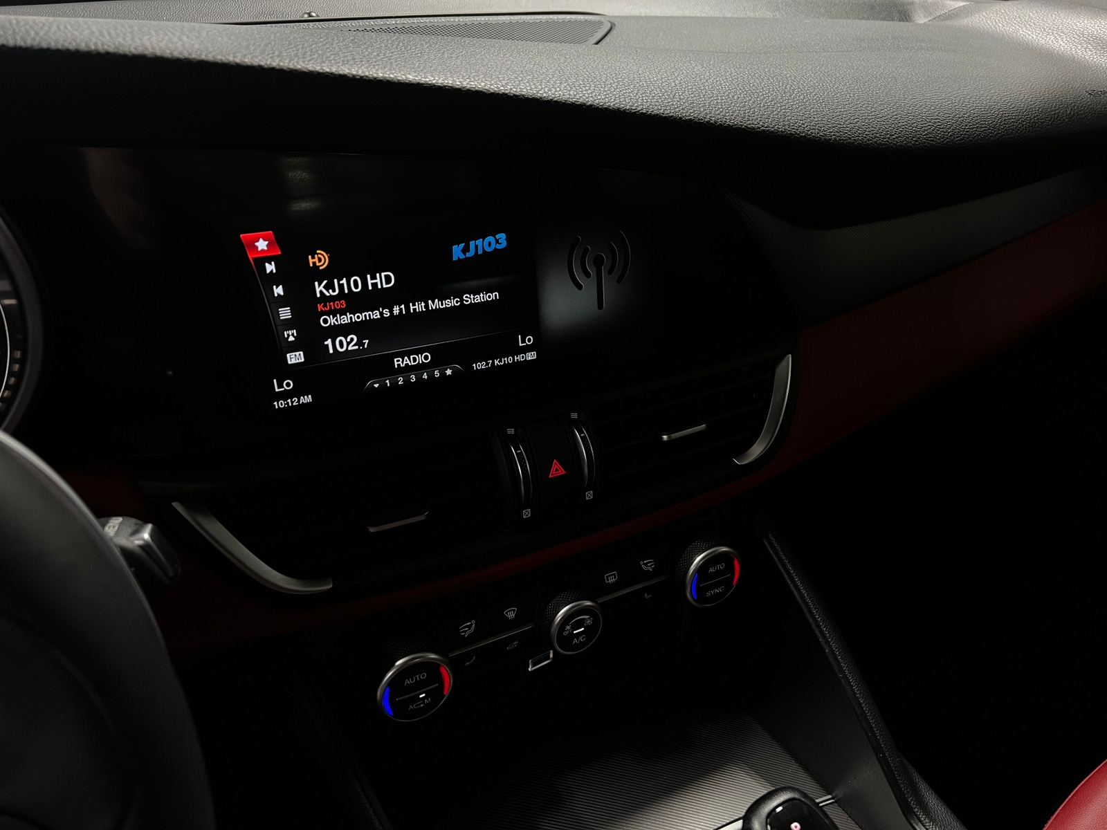 Thumbnail: 2019 Alfa Romeo Giulia - 3