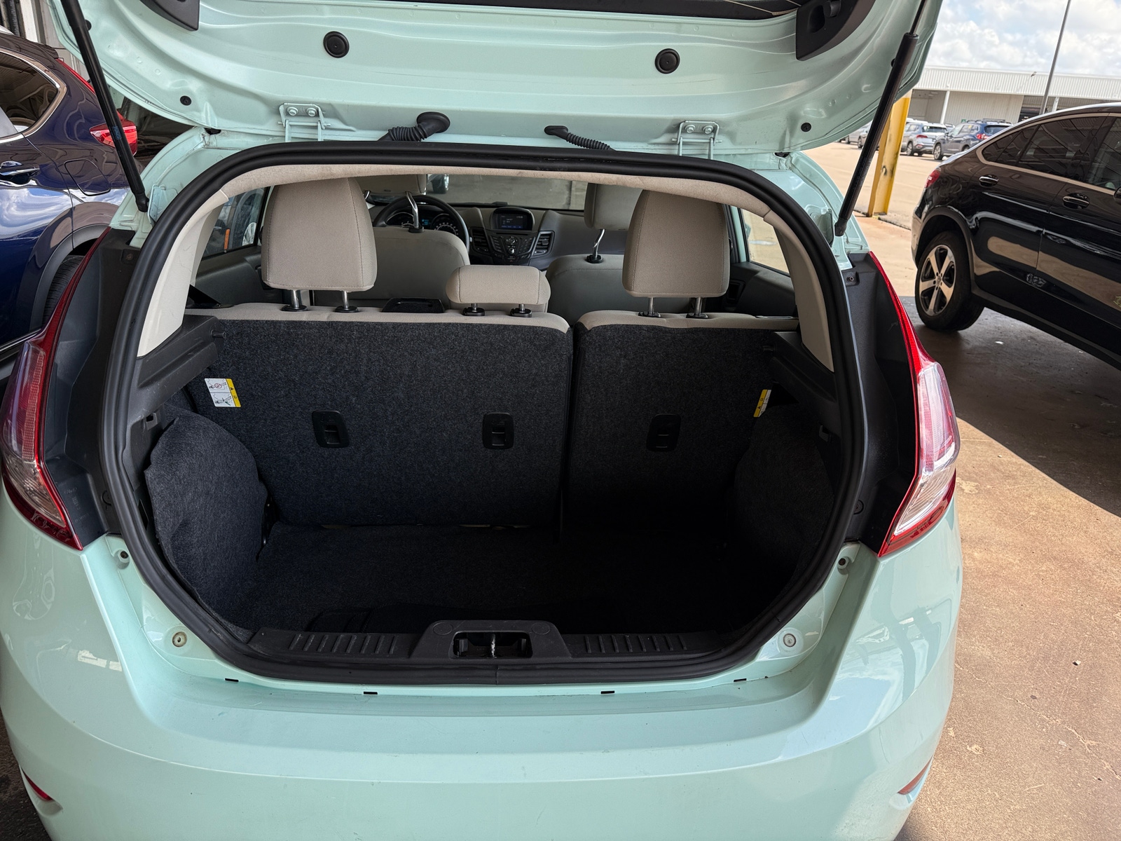 Thumbnail: 2019 Ford Fiesta - 6