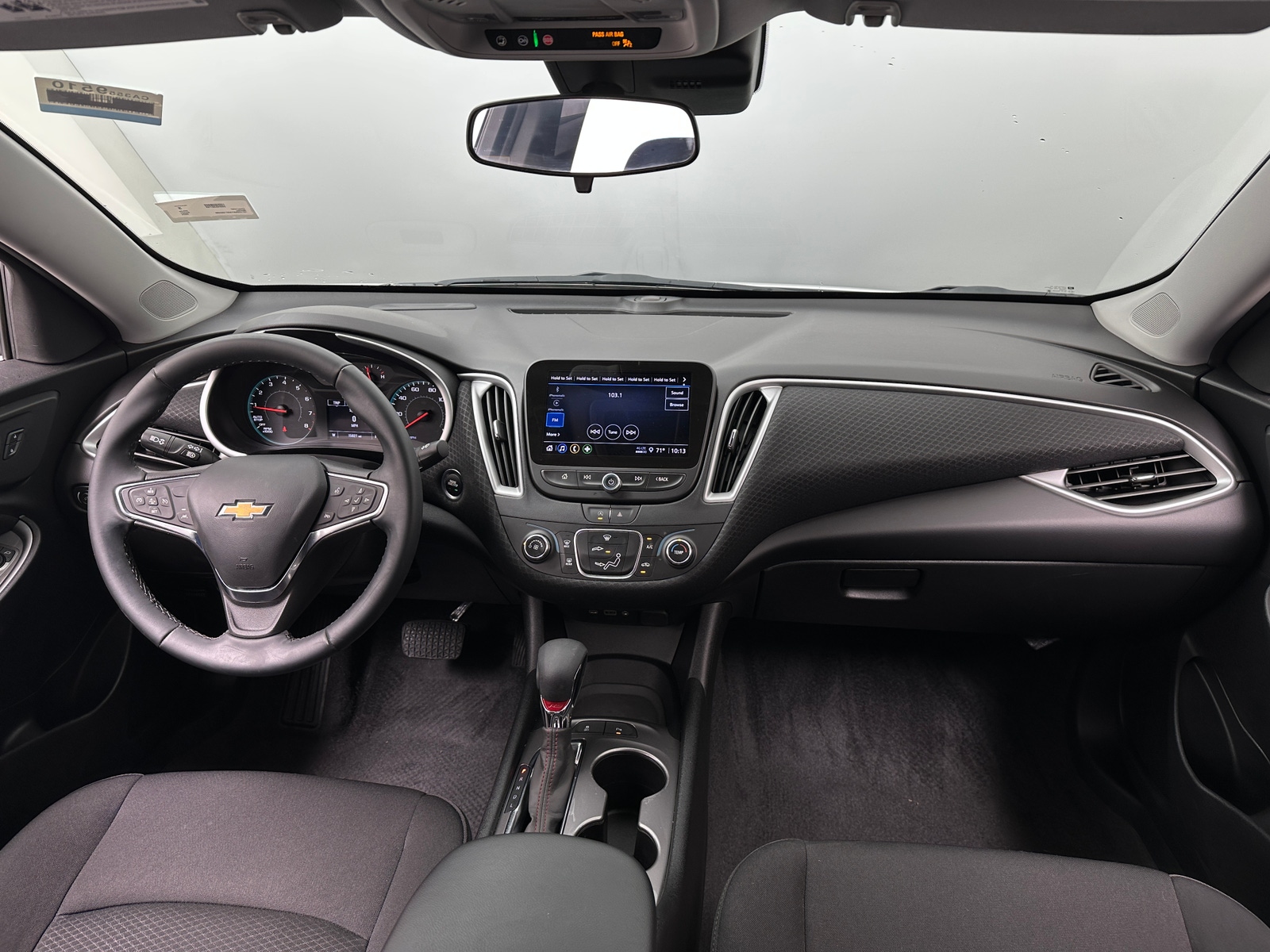 Thumbnail: 2024 Chevrolet Malibu - 3