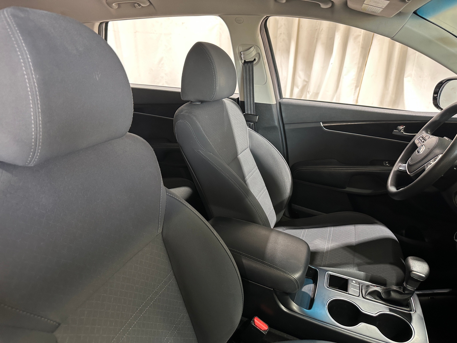 Thumbnail: 2020 Kia Sorento - 2