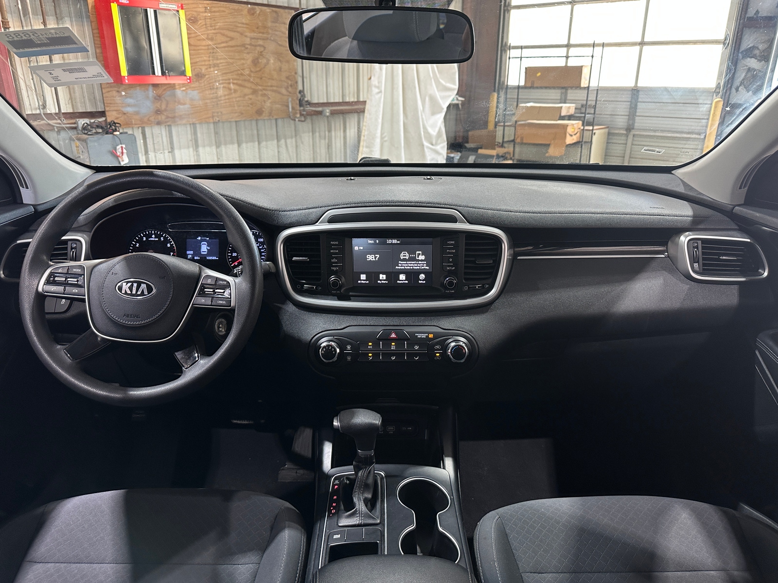 Thumbnail: 2020 Kia Sorento - 3