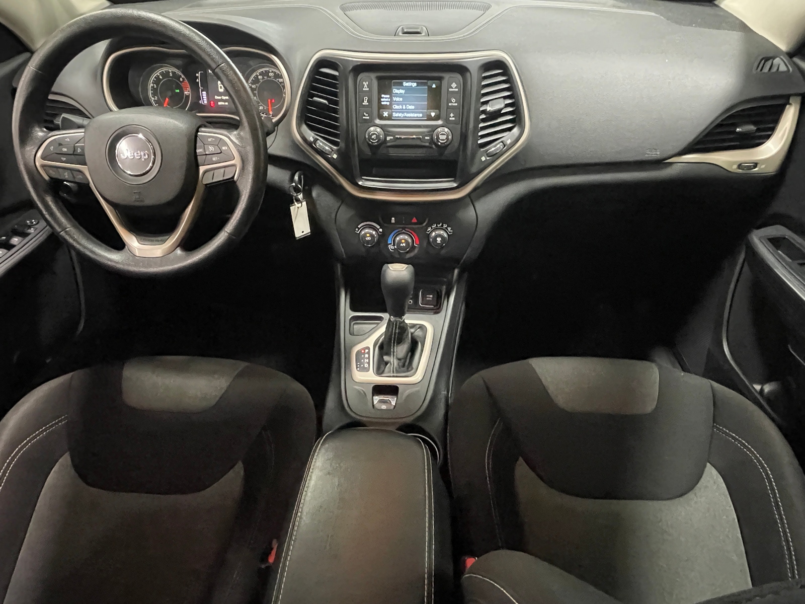 Thumbnail: 2016 Jeep Cherokee - 3