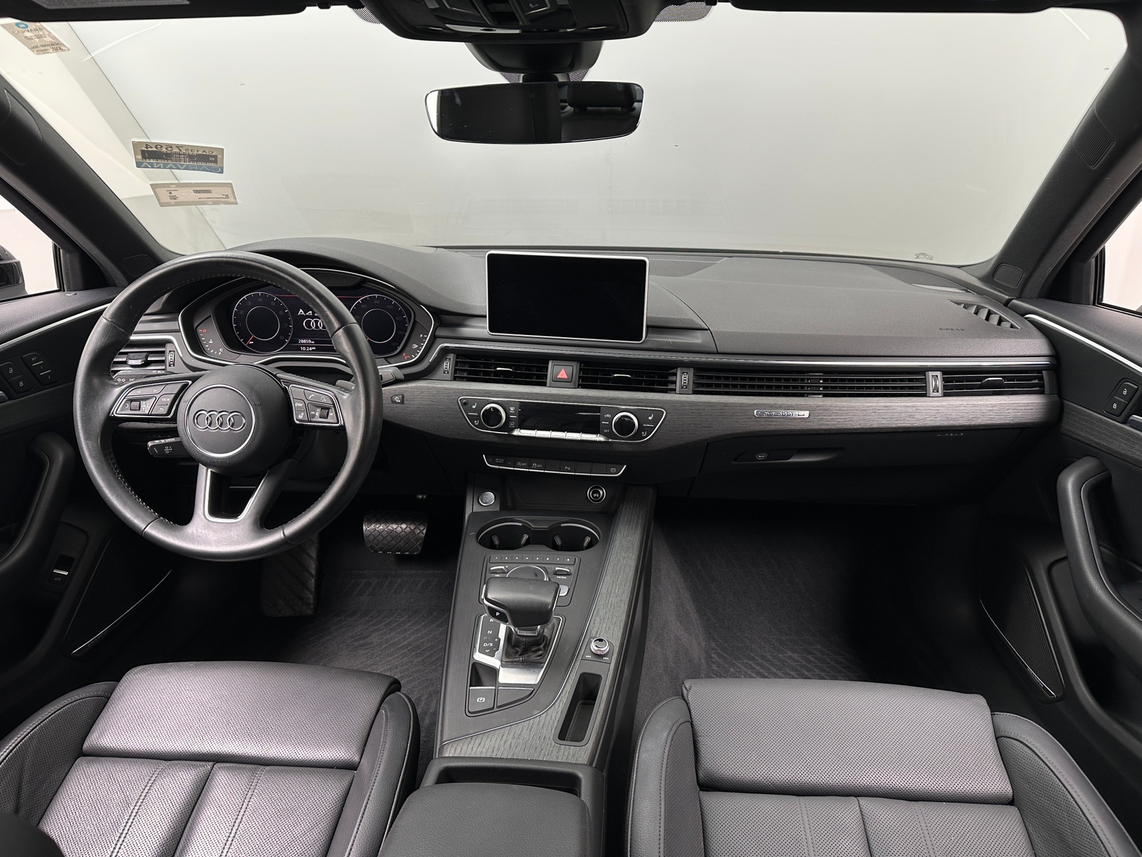 Thumbnail: 2017 Audi A4 - 2
