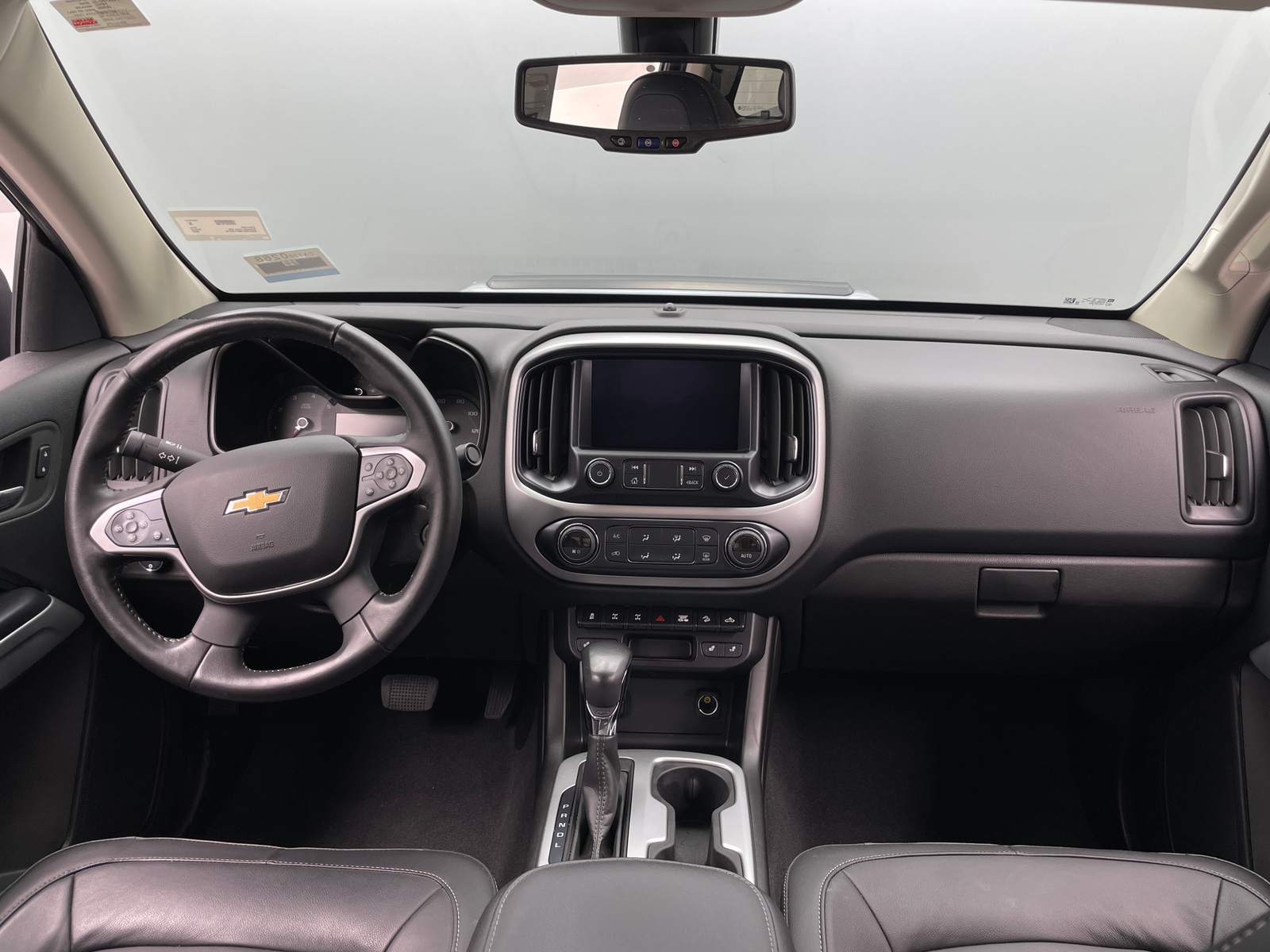 Thumbnail: 2022 Chevrolet Colorado - 2