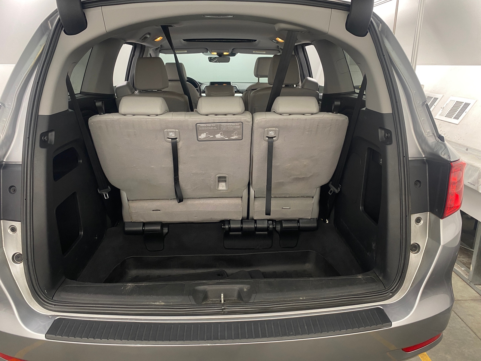 Thumbnail: 2019 Honda Odyssey - 6
