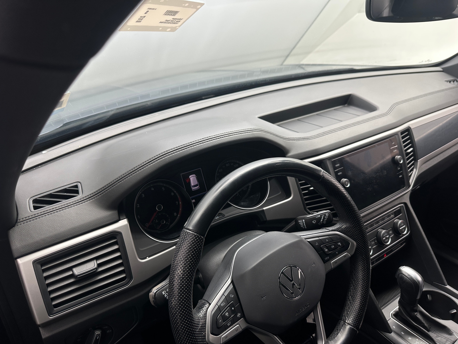 Thumbnail: 2020 Volkswagen Atlas - 3