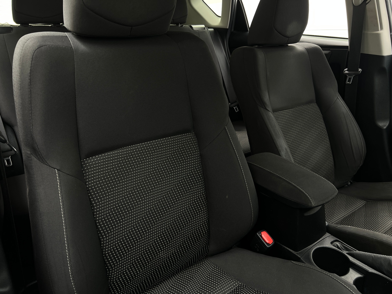 Thumbnail: 2017 Toyota Corolla iM - 2