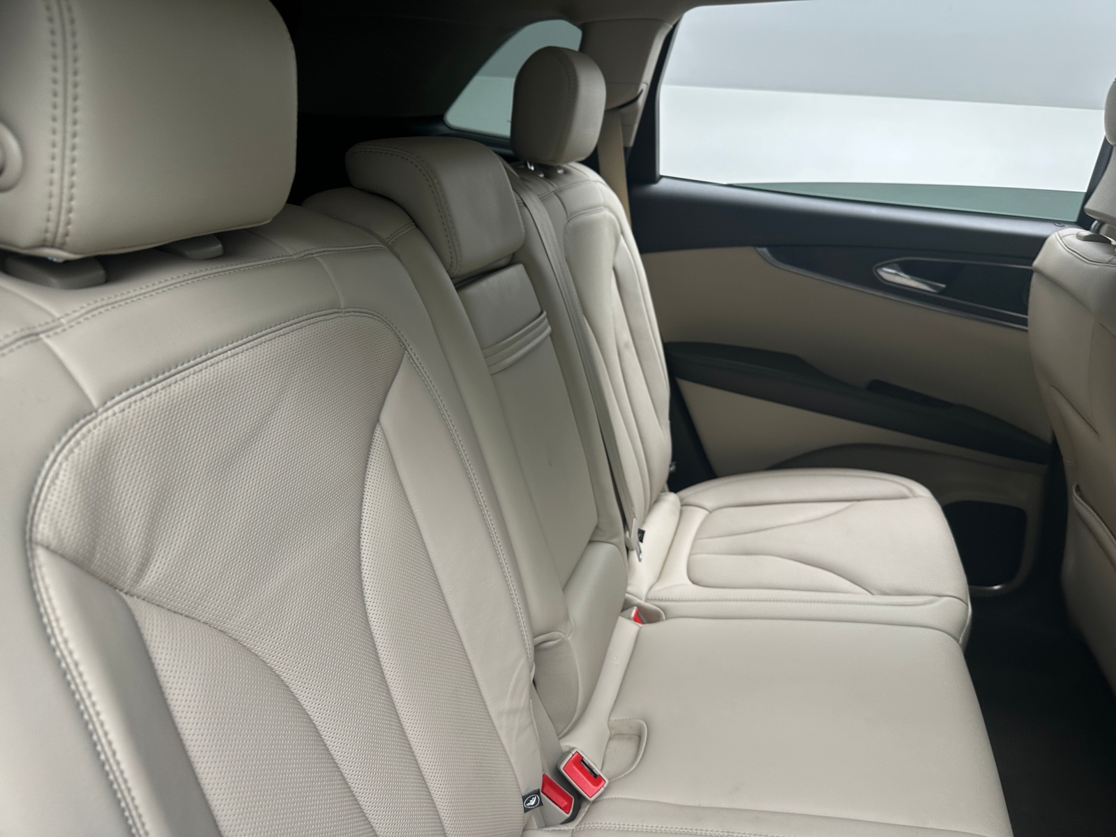 Thumbnail: 2019 Lincoln Nautilus - 5