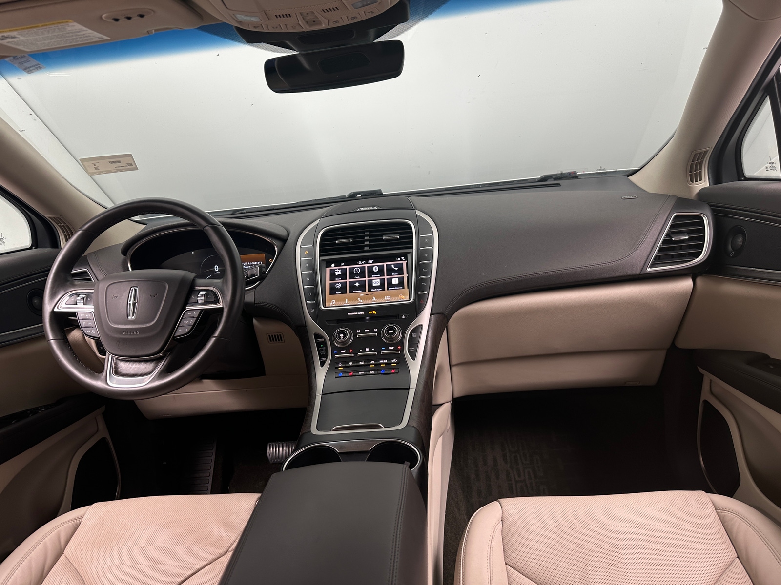 Thumbnail: 2019 Lincoln Nautilus - 2
