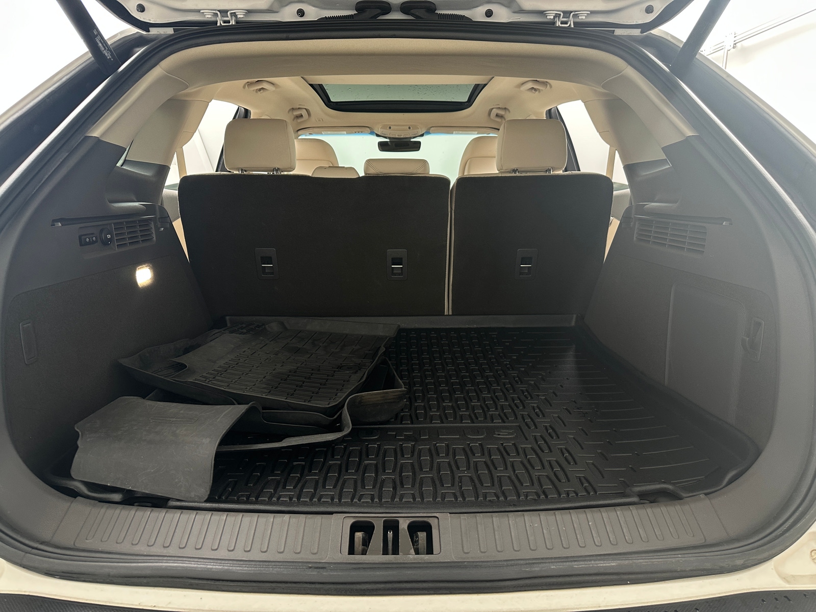 Thumbnail: 2019 Lincoln Nautilus - 6
