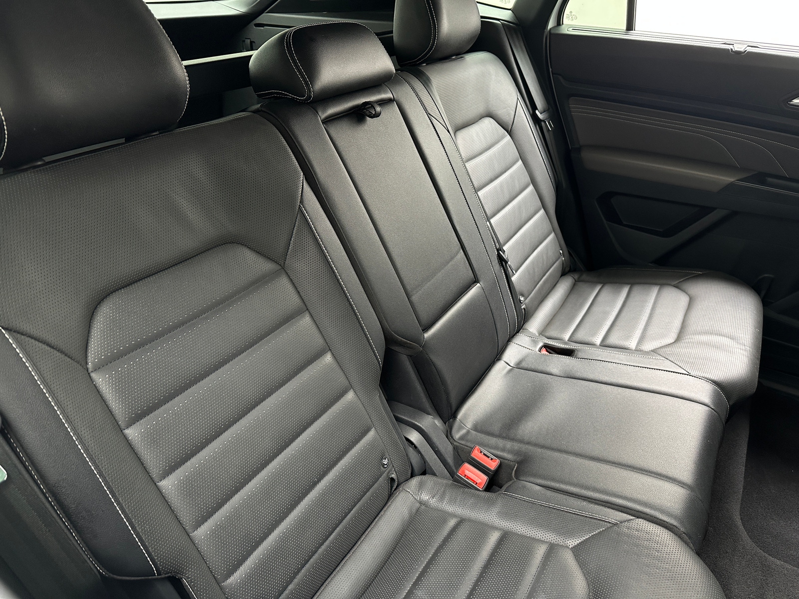 Thumbnail: 2021 Volkswagen Atlas - 5