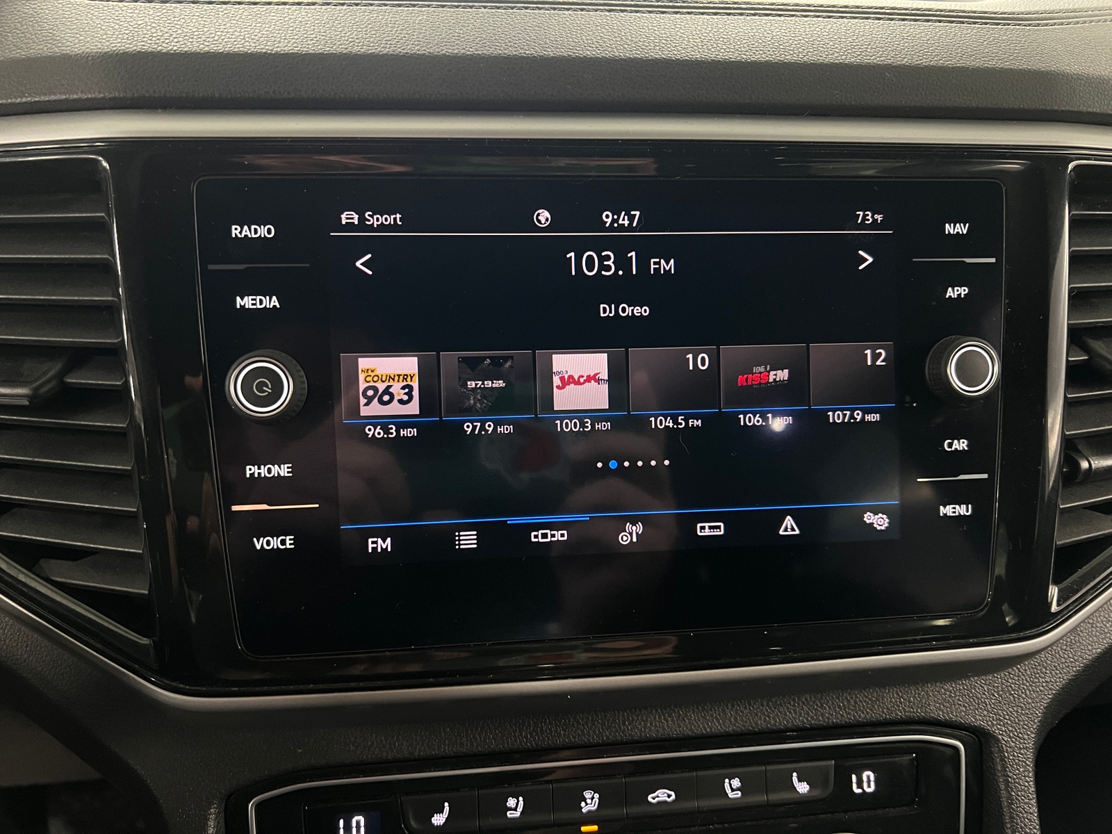 Thumbnail: 2021 Volkswagen Atlas - 3