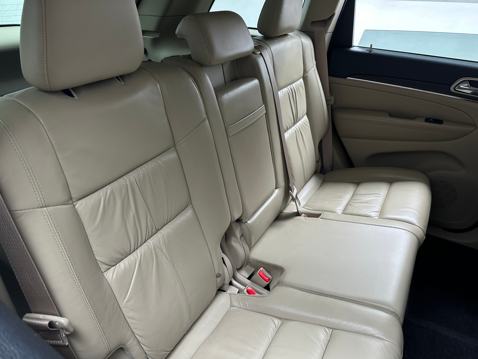 Thumbnail: 2015 Jeep Grand Cherokee - 5