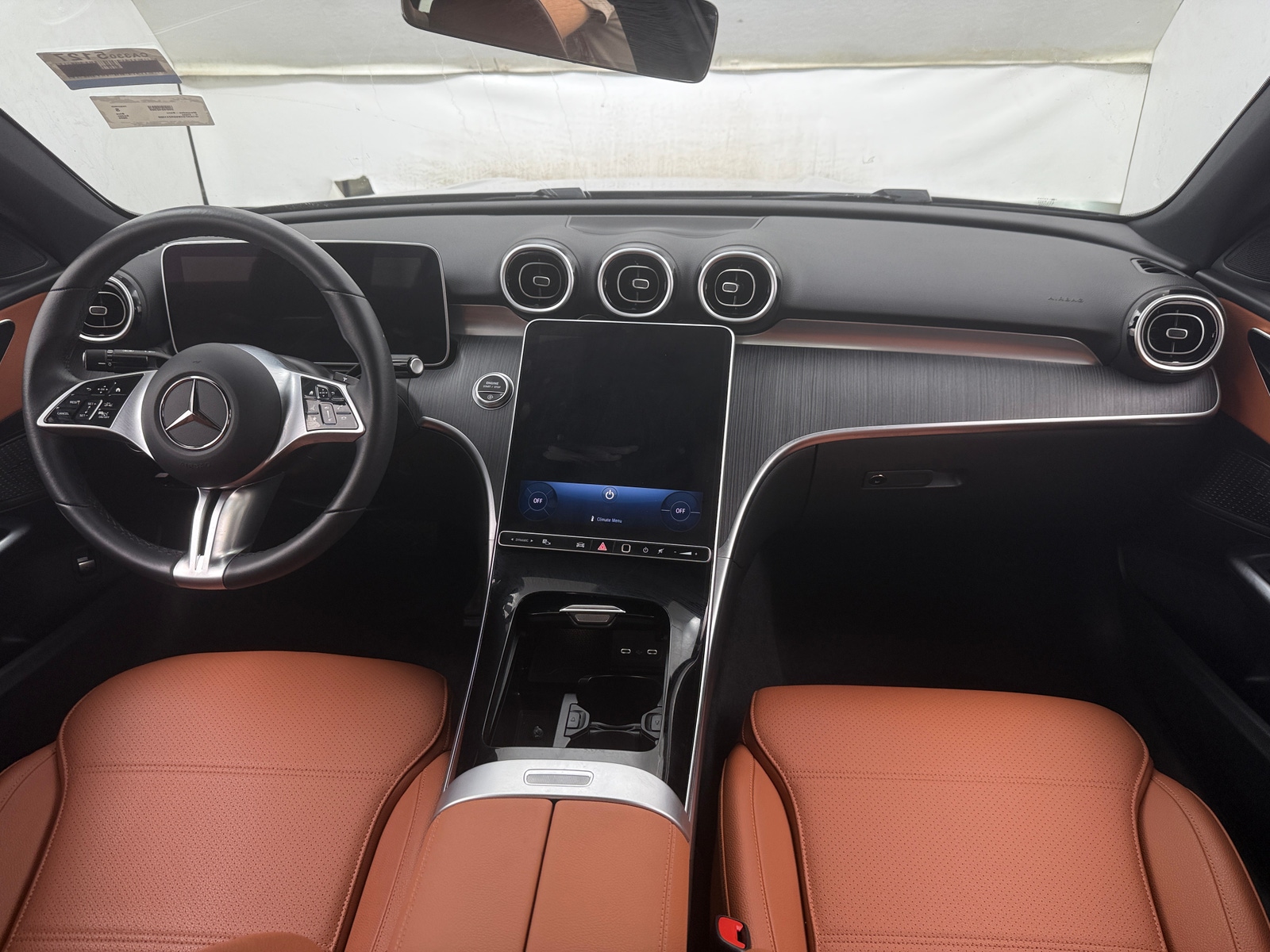 Thumbnail: 2025 Mercedes-Benz C-Class - 2