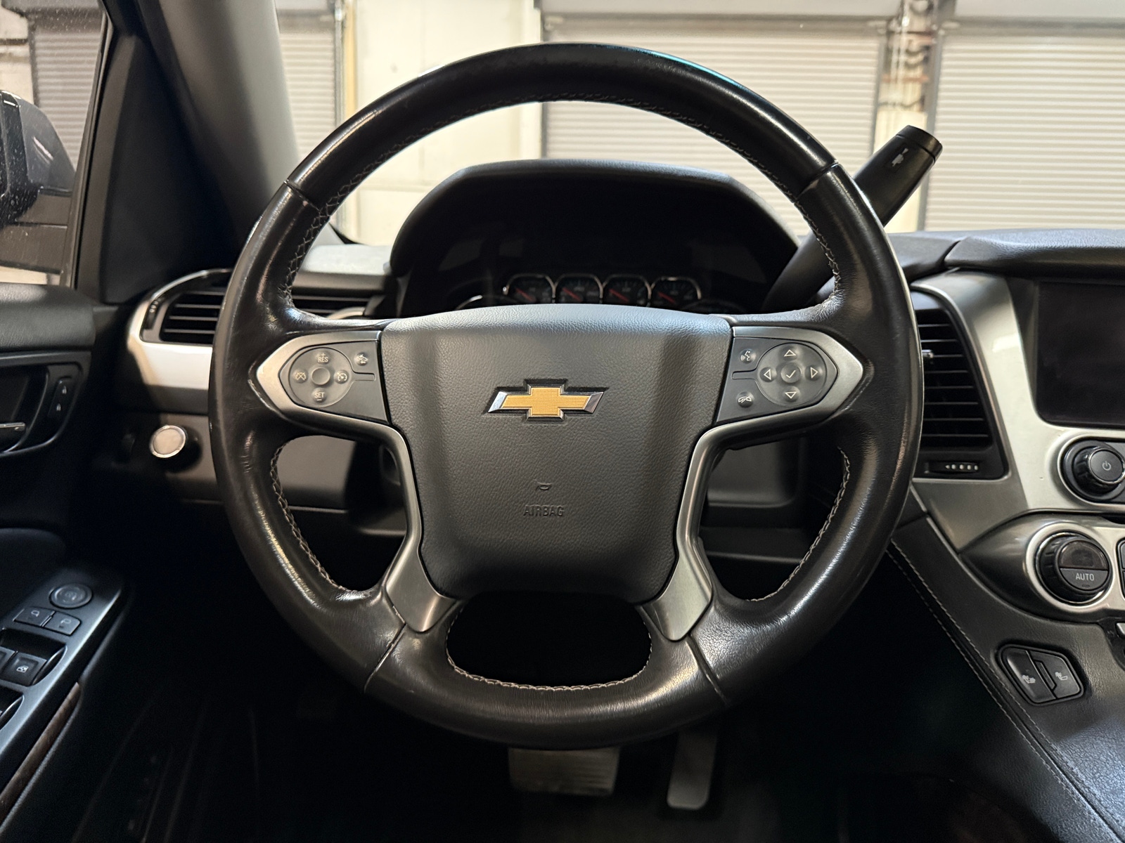 Thumbnail: 2018 Chevrolet Tahoe - 4