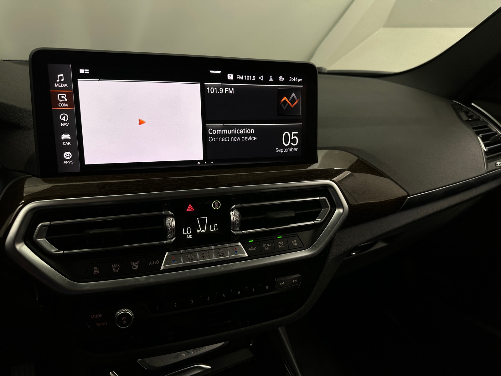 Thumbnail: 2022 BMW X3 - 3