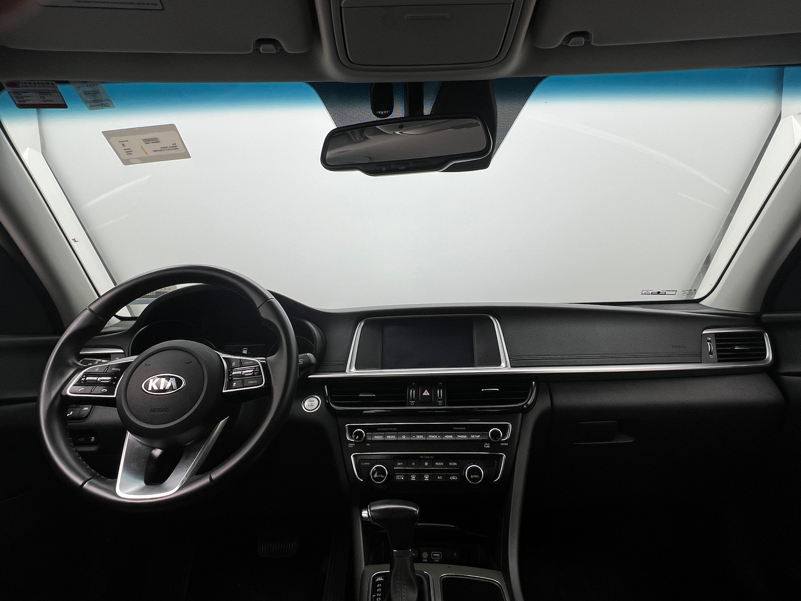 Thumbnail: 2020 Kia Optima - 2
