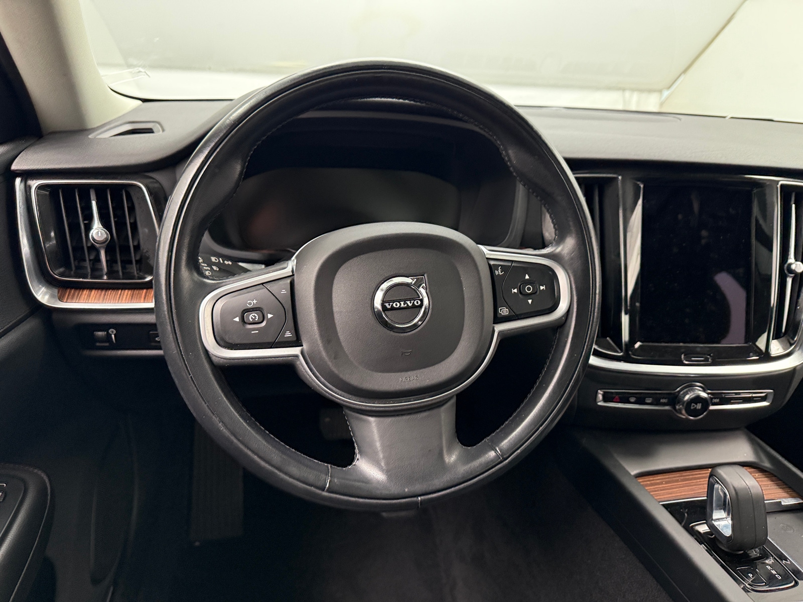 Thumbnail: 2022 Volvo S60 - 4