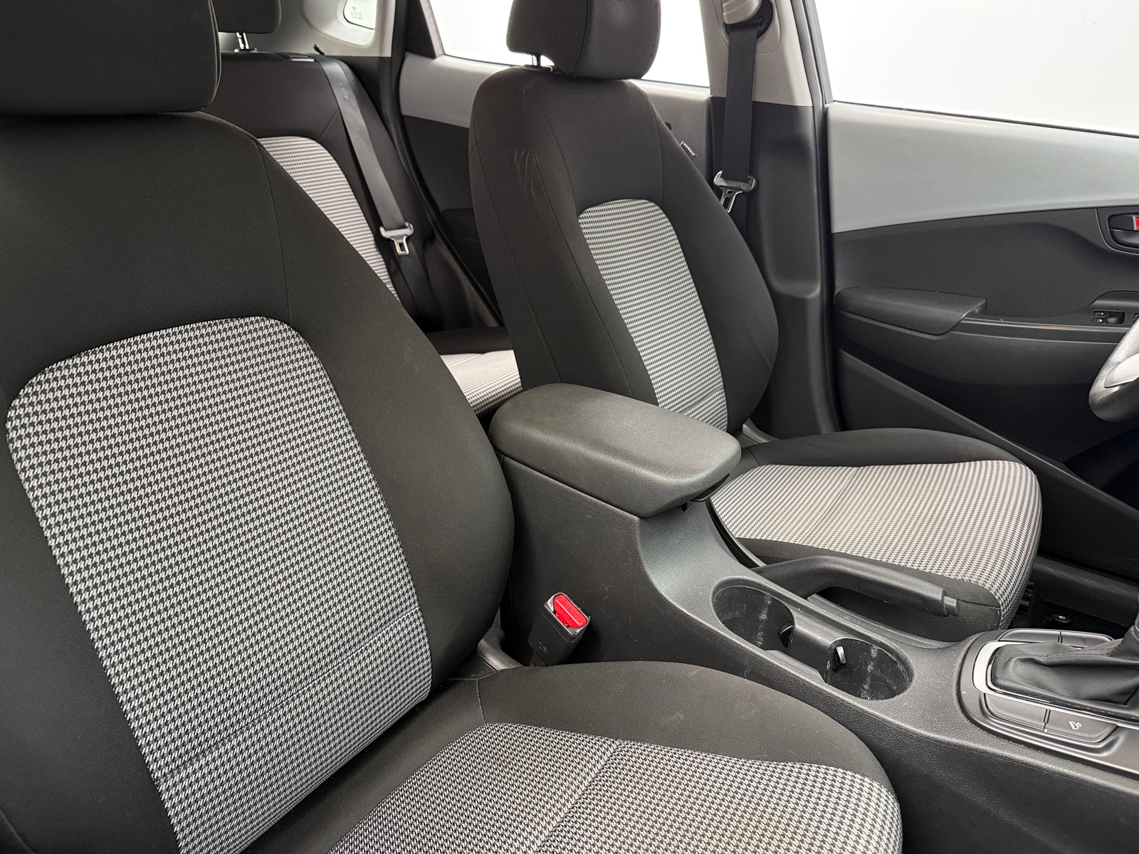 Thumbnail: 2019 Hyundai Kona - 2
