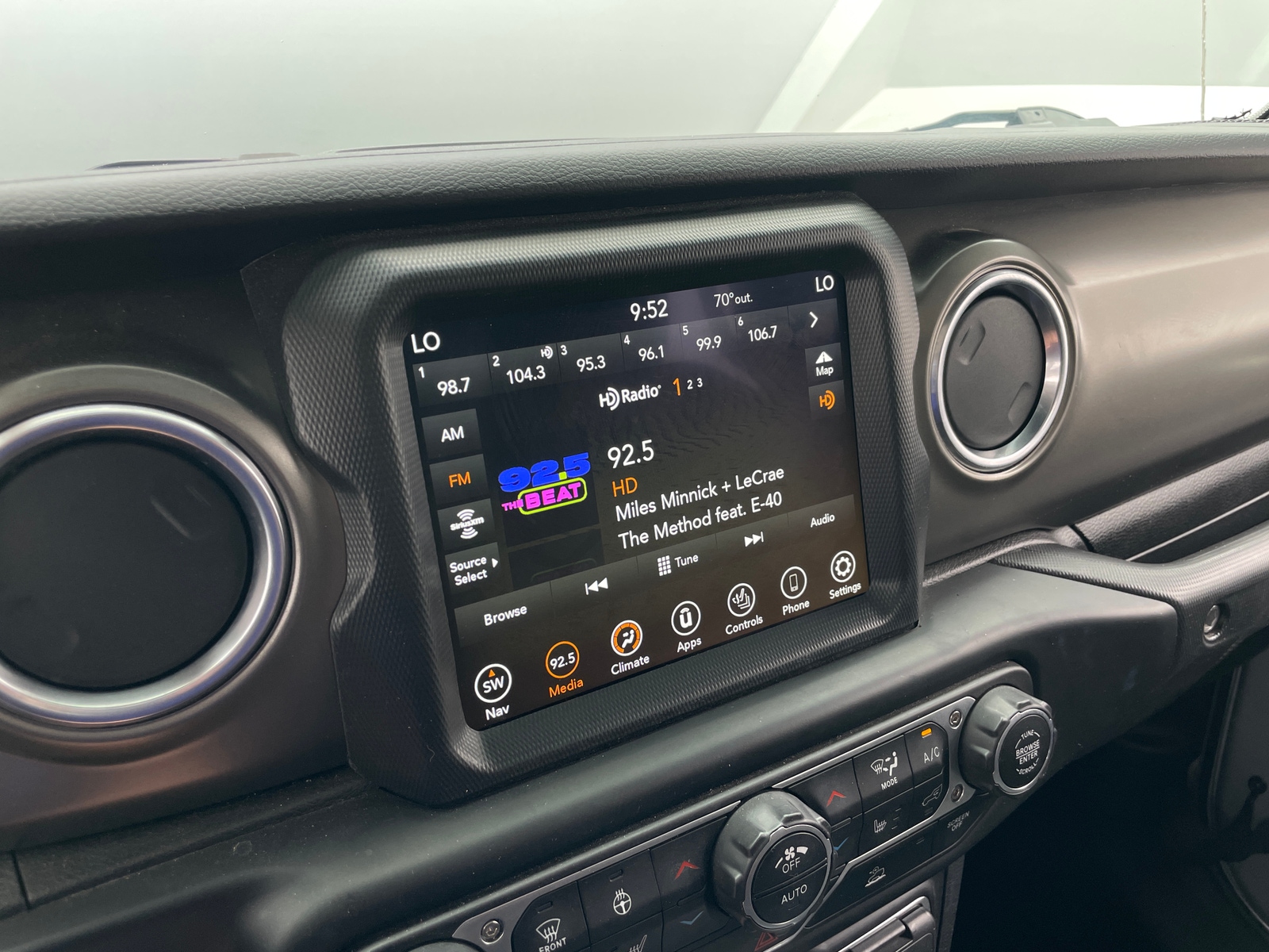 Thumbnail: 2023 Jeep Wrangler - 4