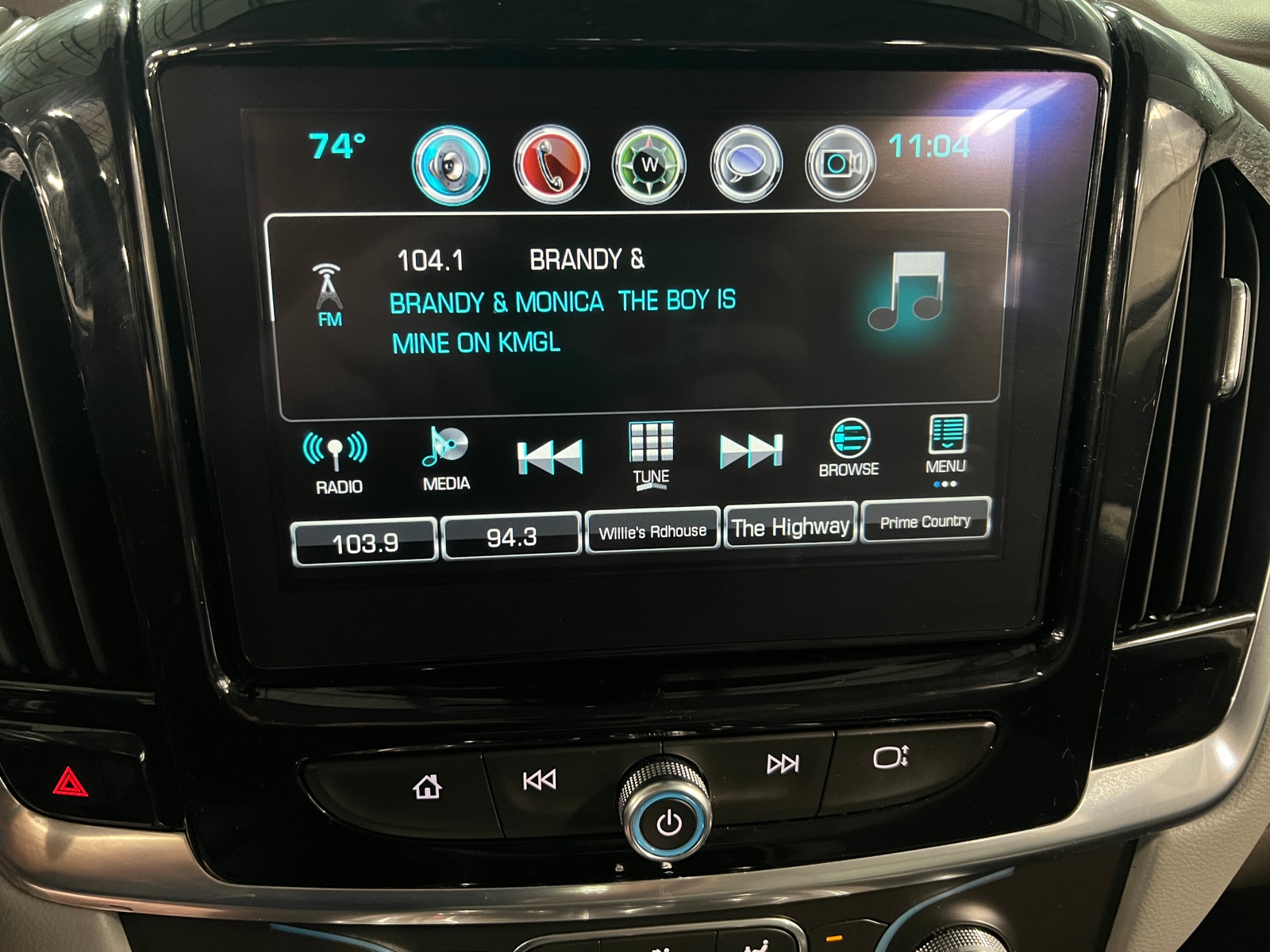 Thumbnail: 2018 Chevrolet Traverse - 3