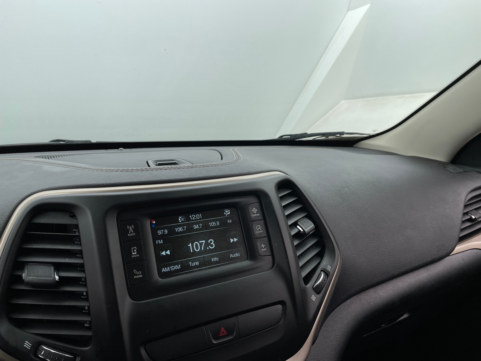 Thumbnail: 2016 Jeep Cherokee - 4