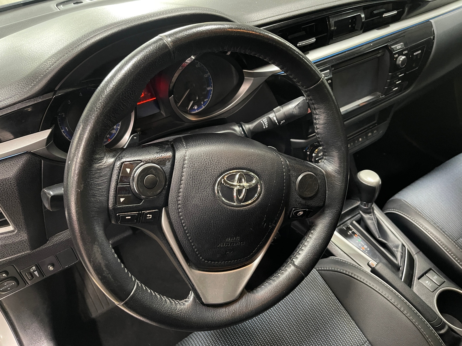 Thumbnail: 2016 Toyota Corolla - 5
