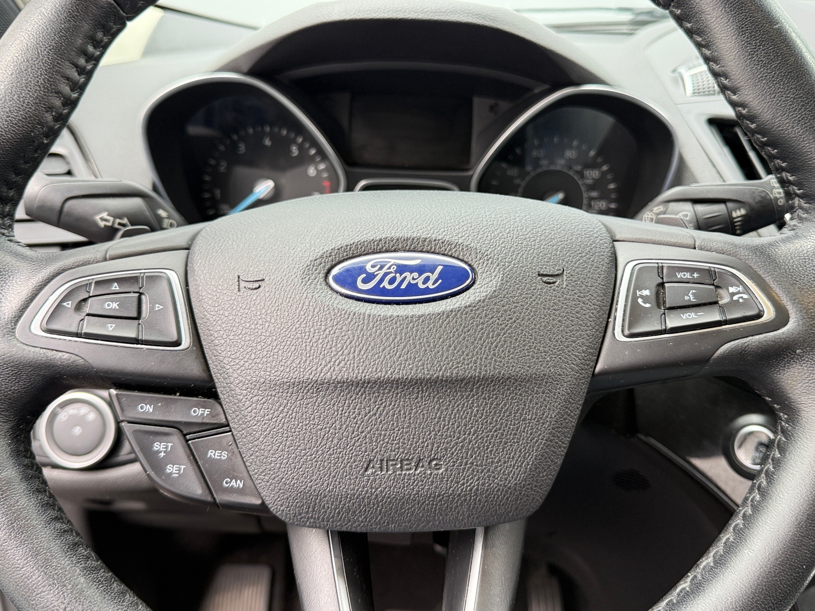 Thumbnail: 2017 Ford Escape - 4