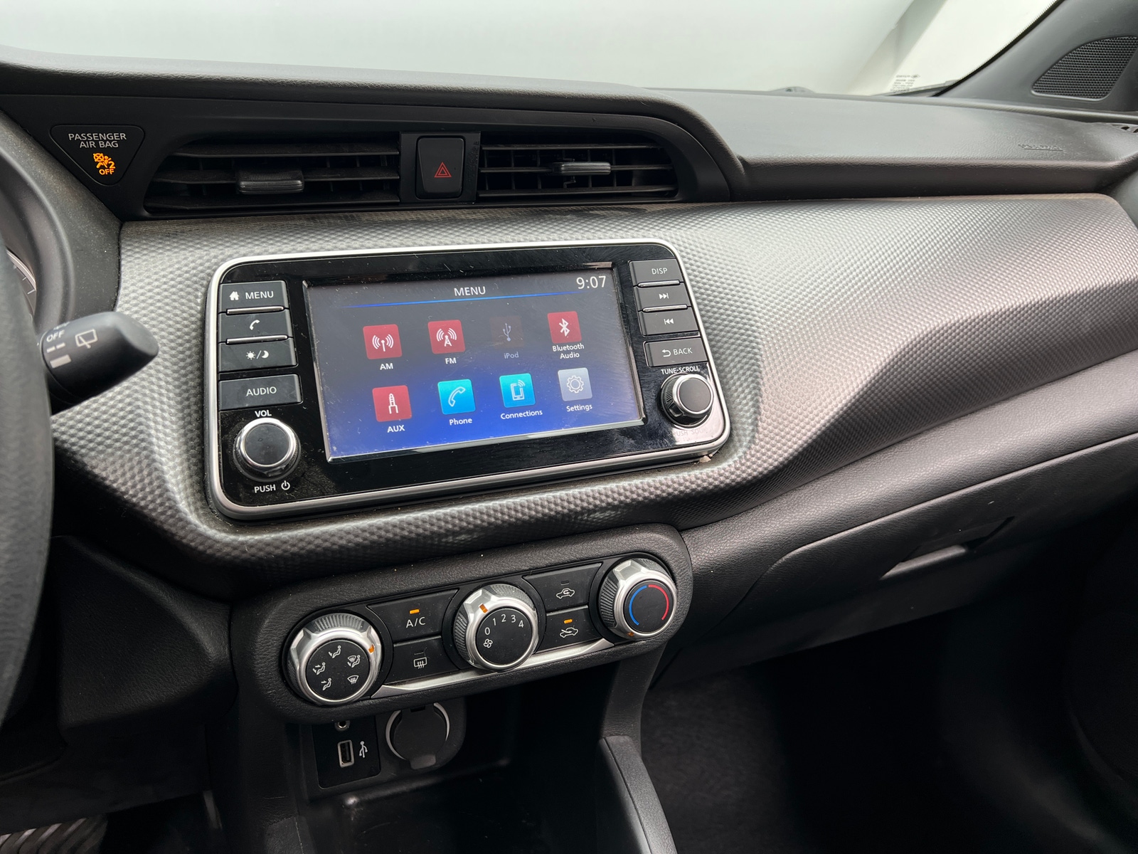 Thumbnail: 2020 Nissan Kicks - 4
