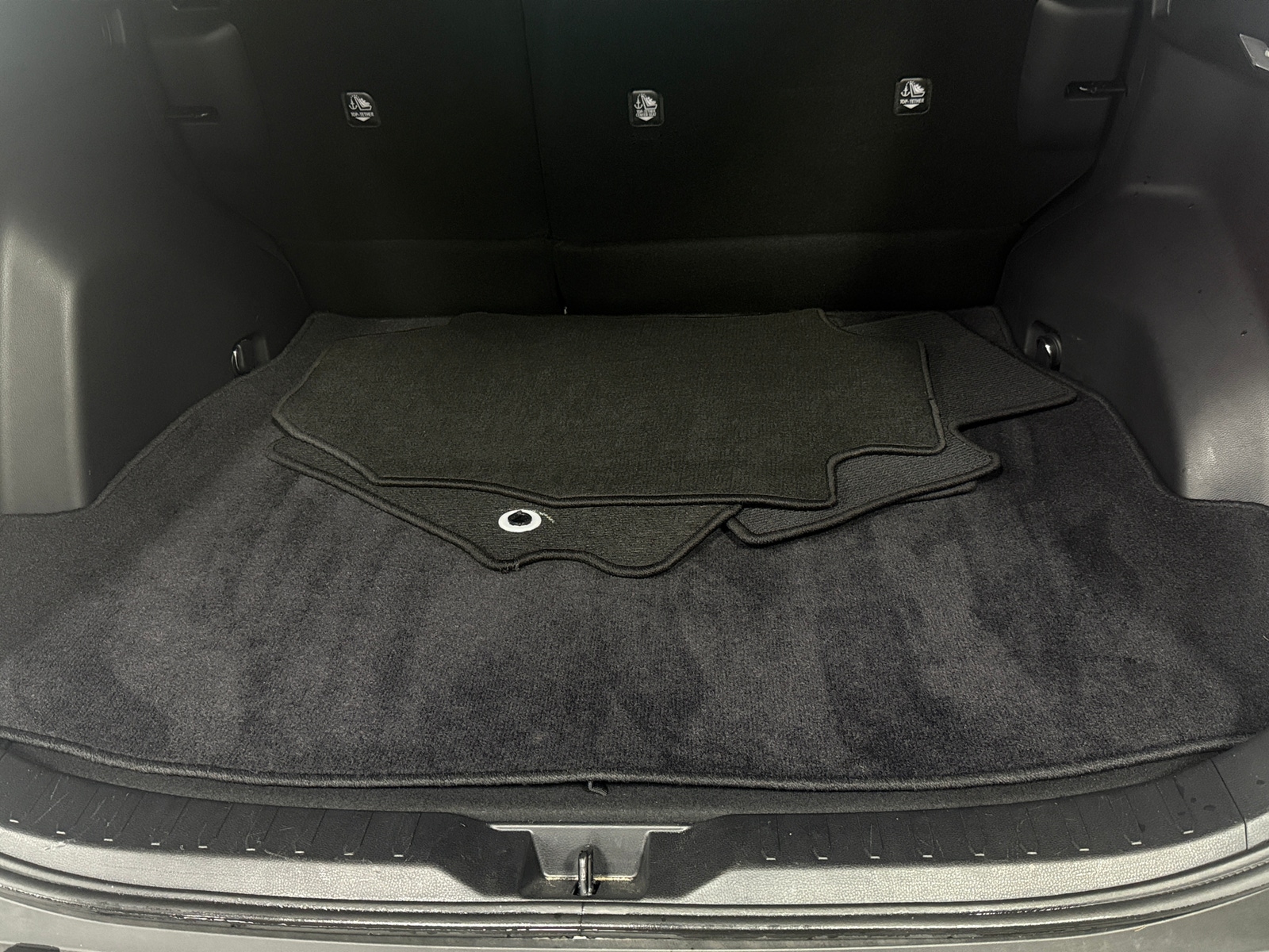 Thumbnail: 2021 Toyota RAV4 - 6