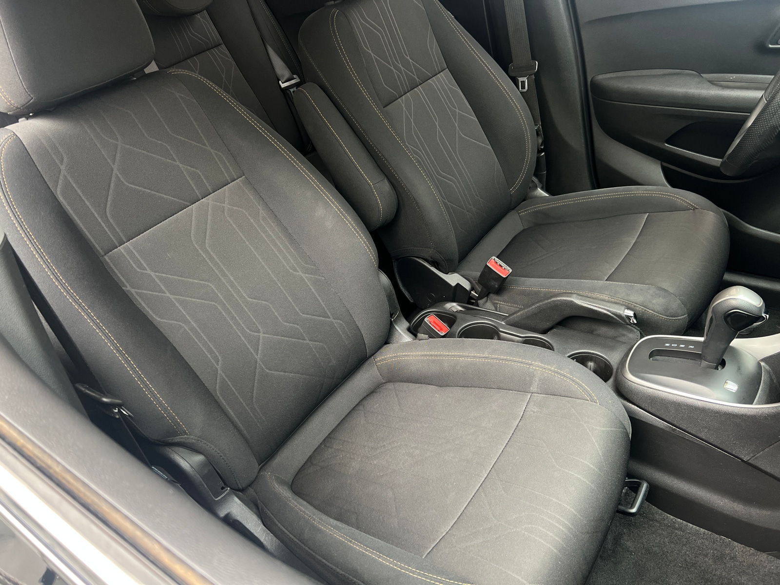 Thumbnail: 2020 Chevrolet Trax - 2