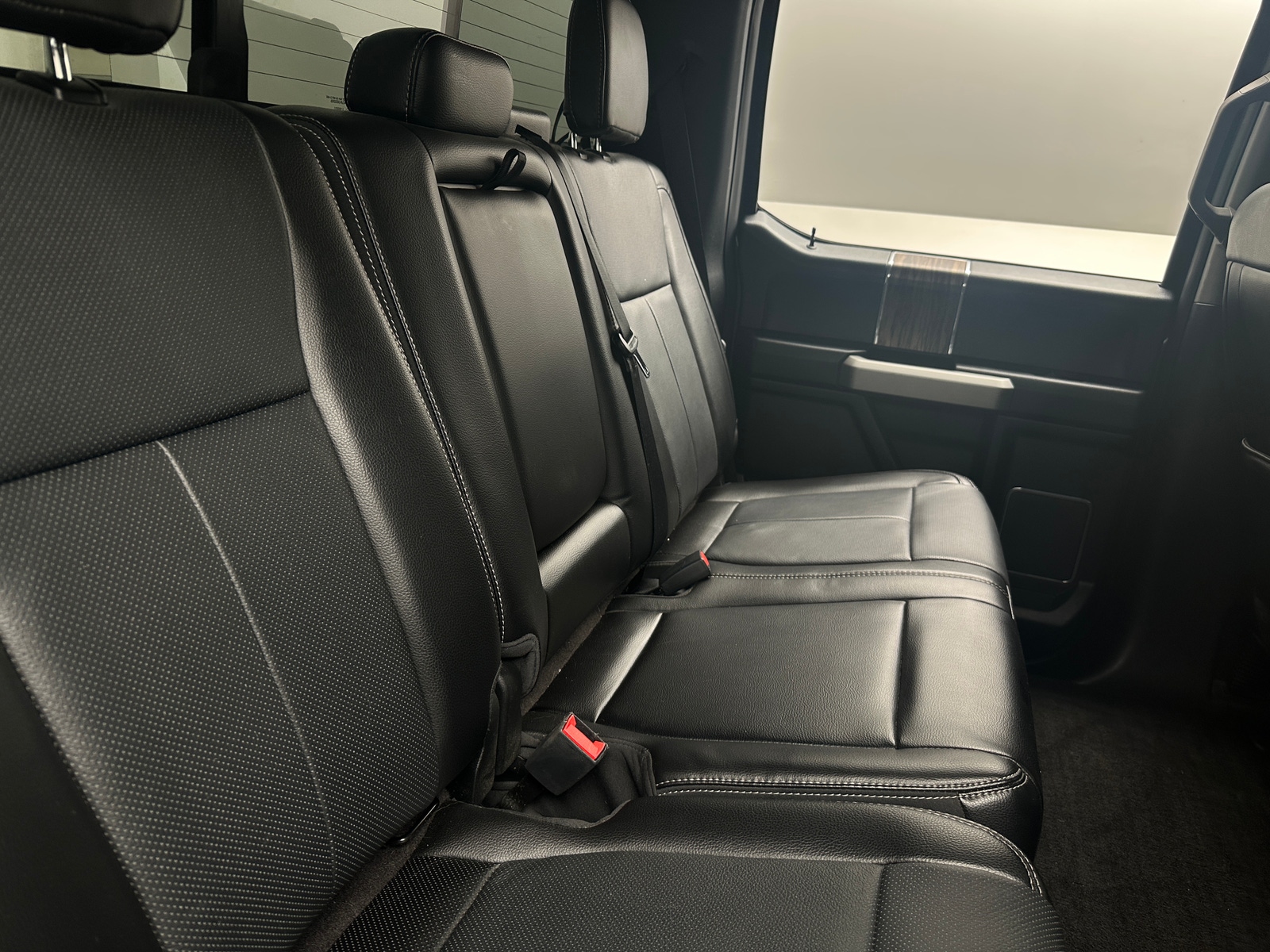 Thumbnail: 2018 Ford Econoline - 5
