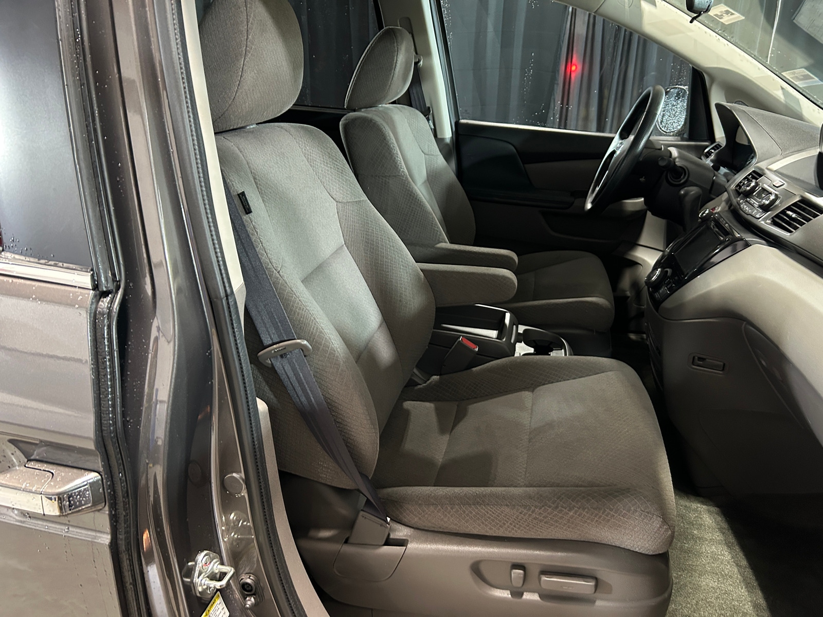 Thumbnail: 2016 Honda Odyssey - 2