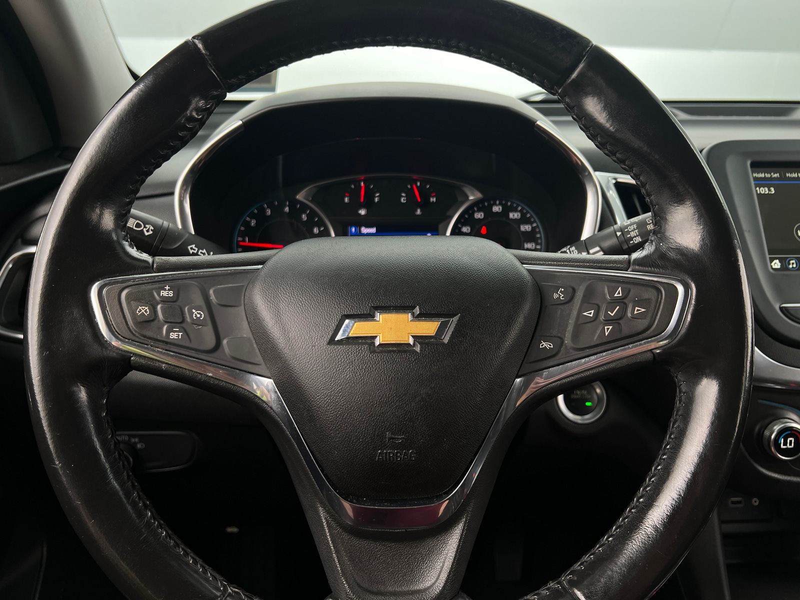 Thumbnail: 2019 Chevrolet Equinox - 5