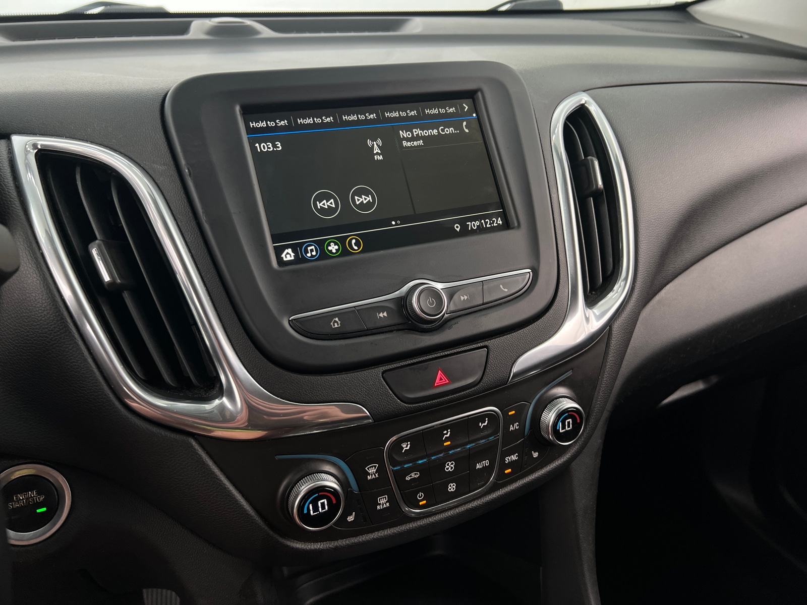 Thumbnail: 2019 Chevrolet Equinox - 4
