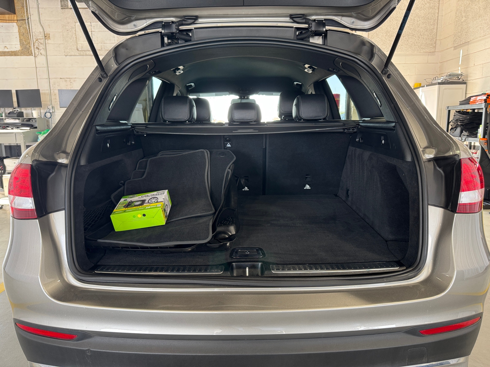 Thumbnail: 2019 Mercedes-Benz GLC - 6