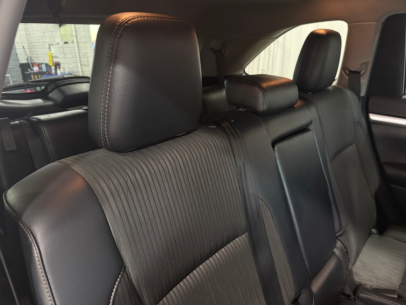 Thumbnail: 2019 Toyota Highlander - 6