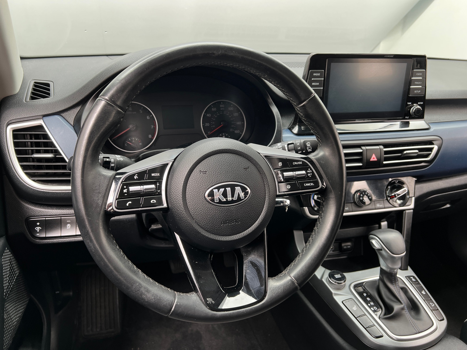 Thumbnail: 2021 Kia Seltos - 4