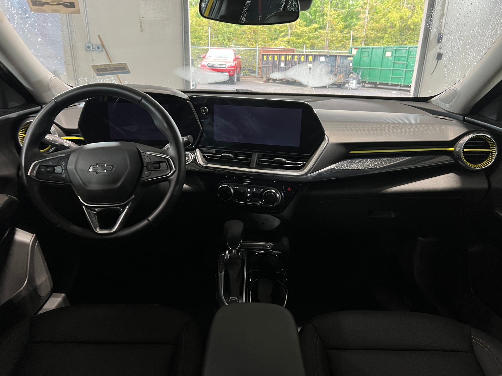 Thumbnail: 2024 Chevrolet Trax - 2